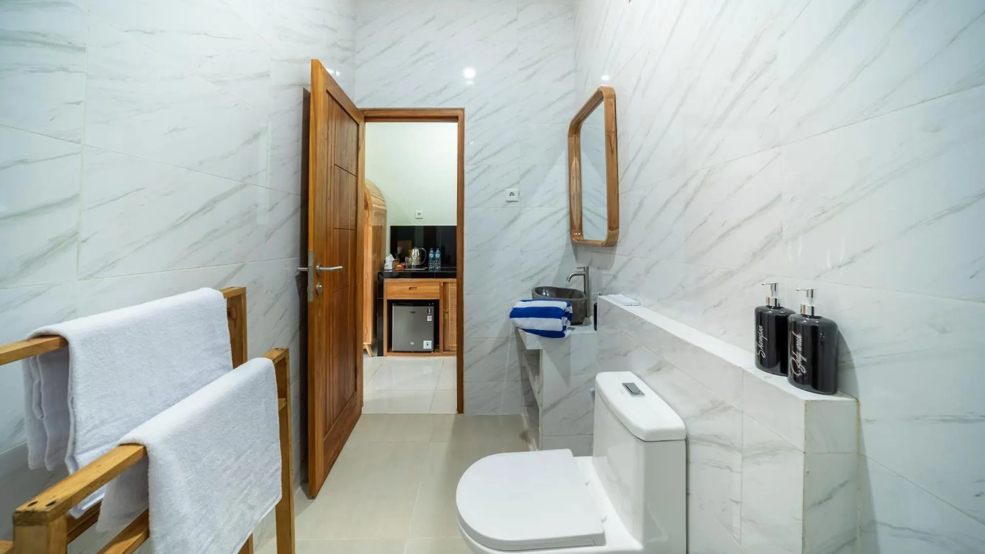 D'Gangga Residence By Bali Cabin Kerobokan  Guest house